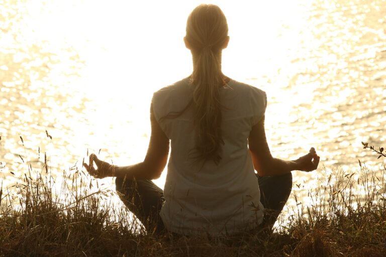 Horká jóga: Krok k zdraví a pohodě